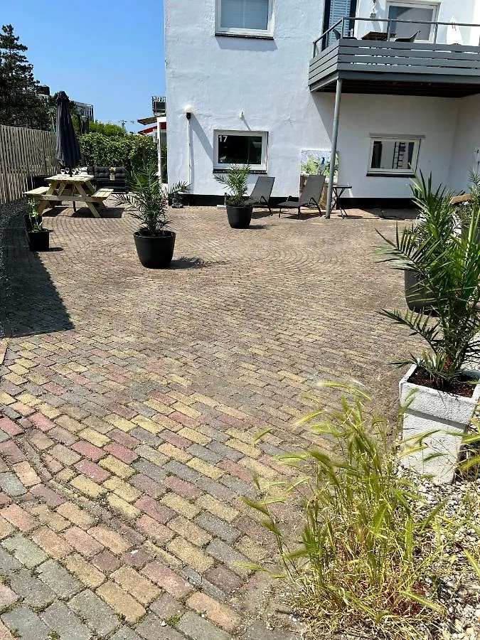 Amsterdam Beach Apartment 17, Incl Parking + Garden Zandvoort 0*,